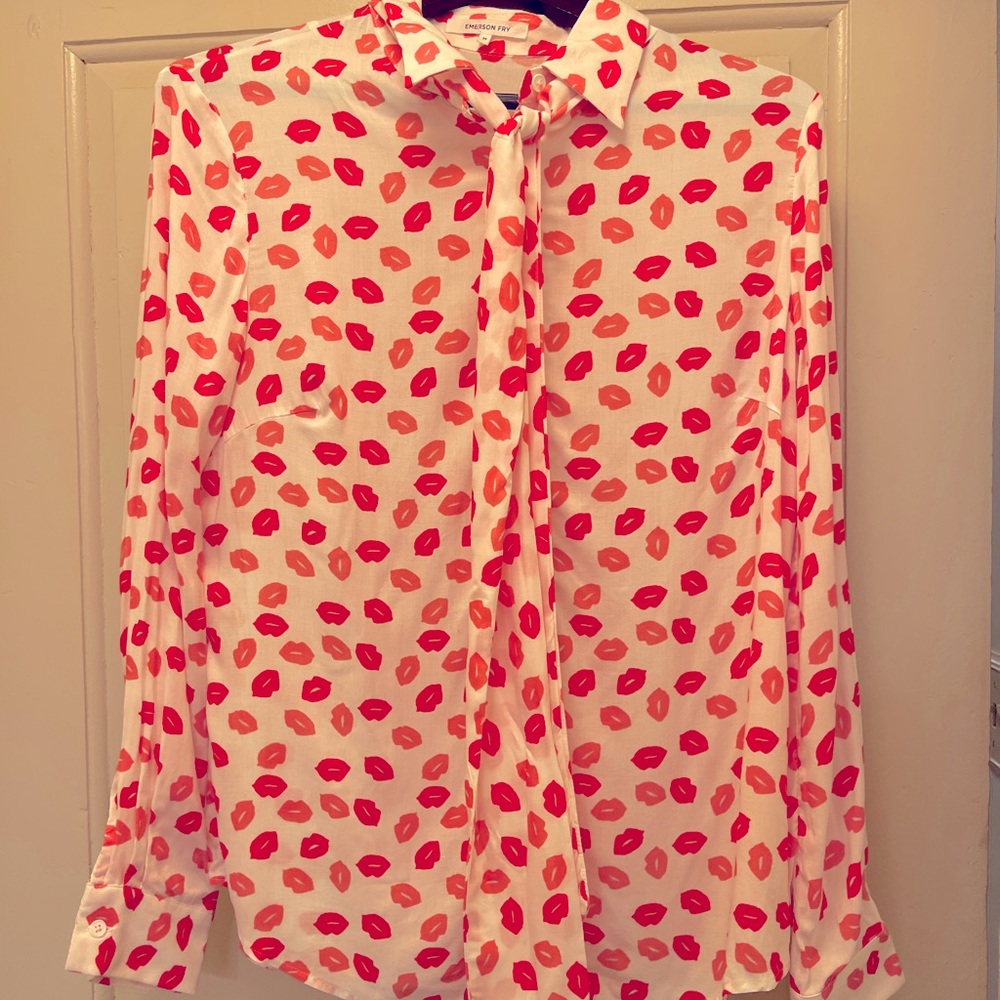 VGUC Emerson Fry pink and red Lipstick Ribbons blouse